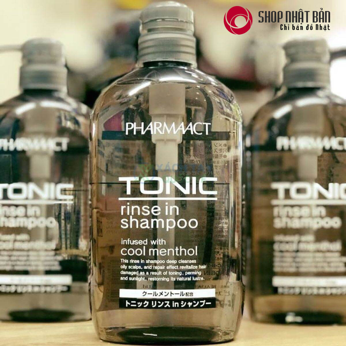 Dầu gội xả cho nam Pharmaact Tonic Cool Menthol vô cùng tiện lợi bởi chức năng 2 trong 1 vừa gội sạch vừa xả thơm mát, dưỡng tóc bóng khỏe tự nhiên.