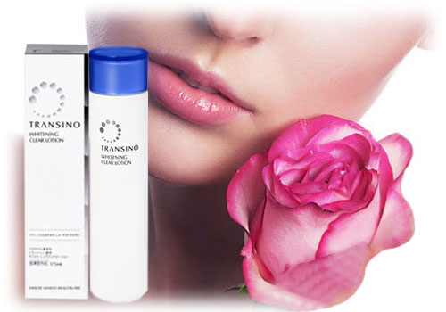 Trong thành phần của nước hoa hồng transino cung cấp collagen, nuôi da và giúp da căng mịn và ngăn ngừa lão hóa da sớm.
