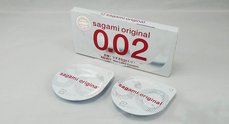 Bao cao su Sagami 0.02 truyền nhiệt cực kỳ nhanh cho cảm giác thật.